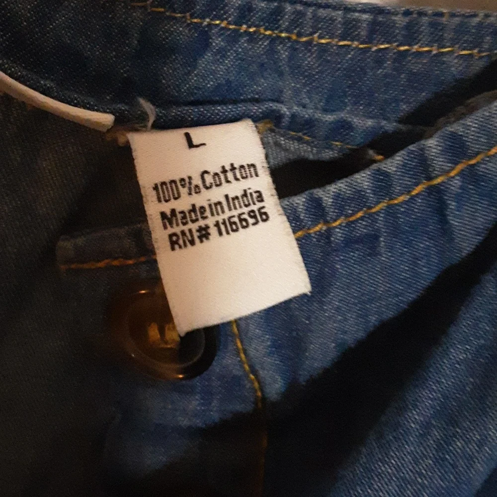 Sincerely Jules 100 % Cotton Women's Blue Denim Jumsuit Size L. Missing Belt.